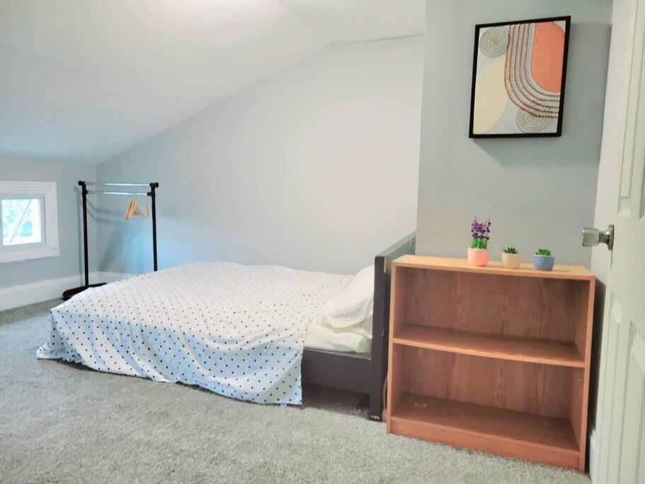 Budget Bed Room Near Downtown Inner Harbor W Free Parking Балтимор Екстериор снимка