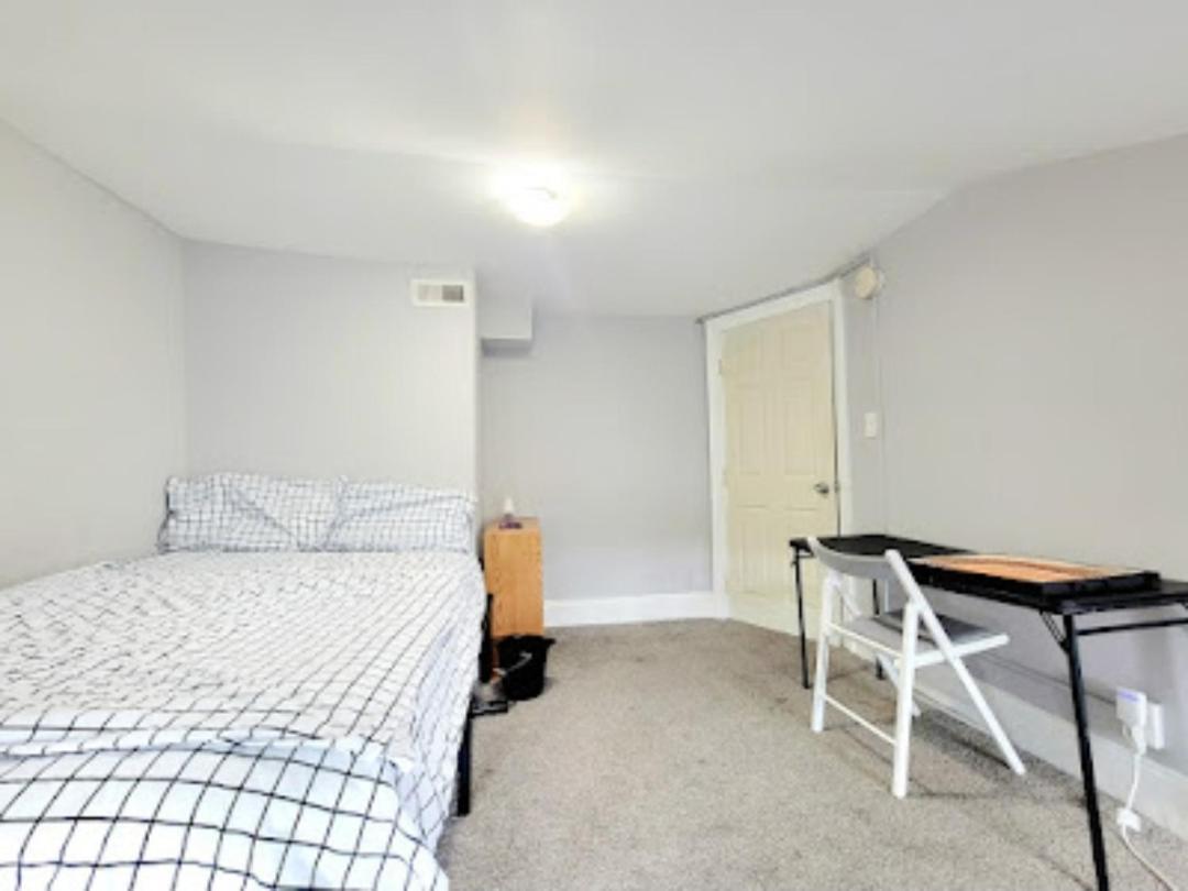 Budget Bed Room Near Downtown Inner Harbor W Free Parking Балтимор Екстериор снимка